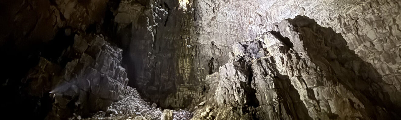 Geologipuglia 0010 Biancolillo Ilaria A Voragine Il Cavoncello